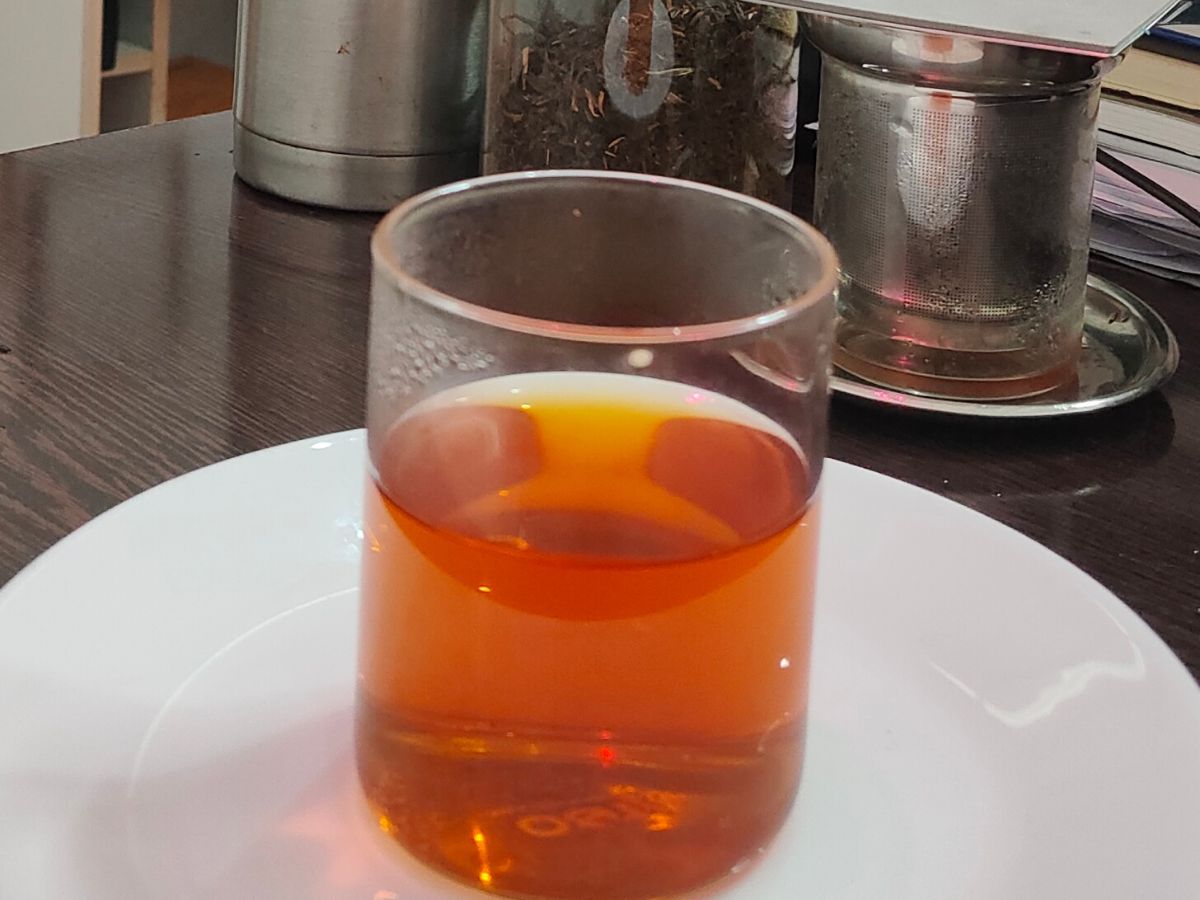 Premium Golden Tea Glass